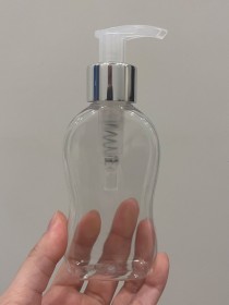 Envase de PLÁSTICO TRANSPARENTE 100ml onda + tapa tapa jabón/crema plateada