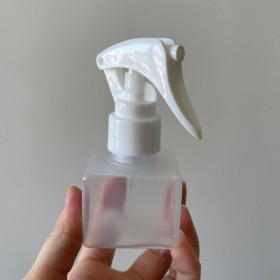 Envase de PLÁSTICO PILAR 70ml + tapa ROCIADOR/GATILLO BLANCO