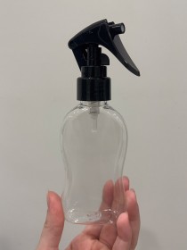 Envase de PLÁSTICO TRANSPARENTE 100ml onda + tapa GATILLO NEGRO