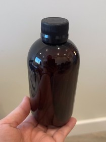 envase plástico ámbar de 250ml+ tapa común negra