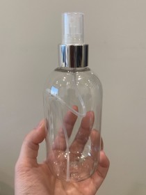 envase plastico transparente de 250ml+ tapa spray plateada