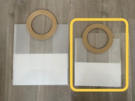 Bolsa traslucida con manija beige mediana: 21x11x22 cm aprox (1 unidad)