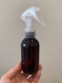 Envase de PLÁSTICO AMBAR 125ml + tapa rociador/gatillo transparente