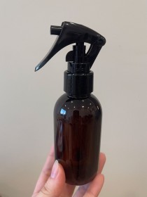 Envase de PLÁSTICO AMBAR 125ml + tapa rociador/gatillo negro