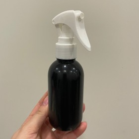 Envase de PLÁSTICO NEGRO 125ml + tapa rociador/gatillo BLANCO