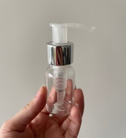 Envase de PLÁSTICO TRANSPARENTE 30ml + tapa jabón/crema plateada