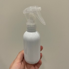 Envase de PLÁSTICO BLANCO 125ml + tapa rociador/gatillo traslucido