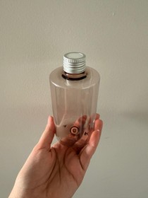 envase plástico MARRÓN CLARO de 250ml + tapa difusora metálica