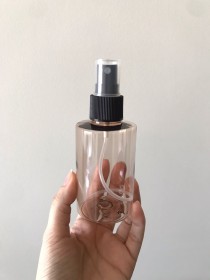 Envase de PLÁSTICO MARRÓN CLARO 125ml + tapa spray negro