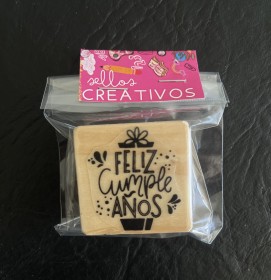  sello feliz cumple modelo 3 4x4cm
