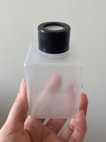 Envase de PLÁSTICO PILAR 125ml + tapa difusora NEGRA