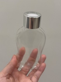 Envase de PLÁSTICO TRANSPARENTE 100ml onda + tapa difusora plateada