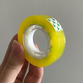 cinta adhesiva fina 25m aprox (1 unidad)