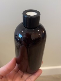 envase plastico ambar de 250ml + tapa difusora negra