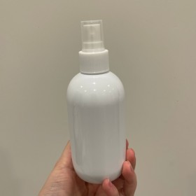 envase de plástico BLANCO de 250ml + spray BLANCO