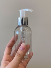 Envase de PLÁSTICO TRANSPARENTE 120ml + tapa tapa jabón/crema plateada