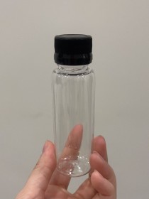 Envase de PLÁSTICO TRANSPARENTE 60ml largo + tapa ciega/común NEGRA