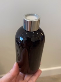 envase plástico ámbar de 250ml + tapa difusora plateada